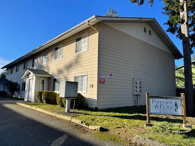 2929 R St SE #N6 — Photo 1