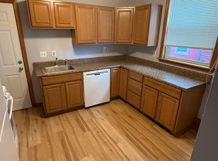 555 Essex St APT 2, Lynn, MA 01902