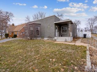 603 W 18th St, Cedar Falls, IA 50613