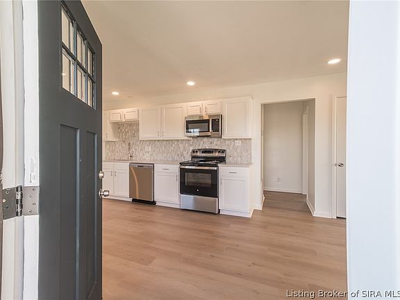 2nd image of 2127 Beech Grove Avenue