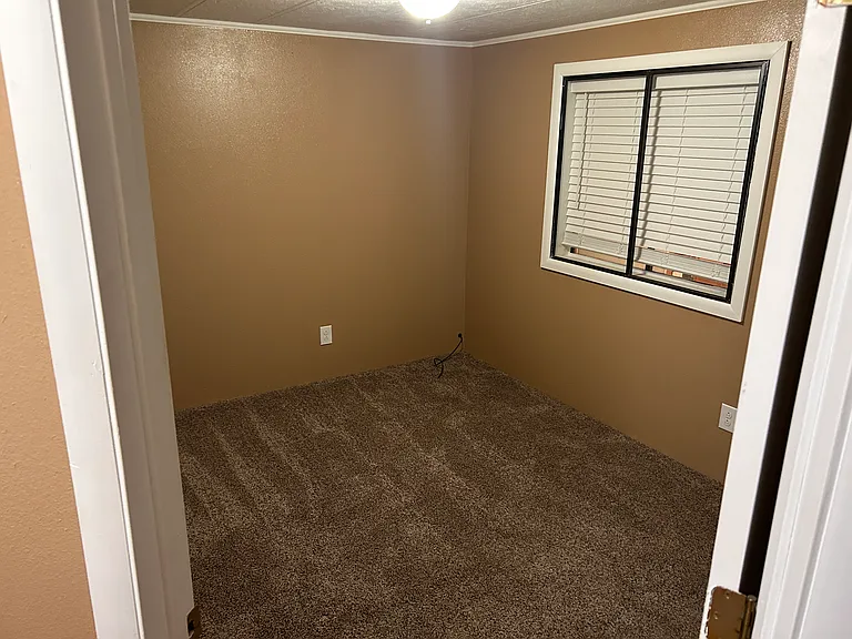 209 Pintler St — Photo 33