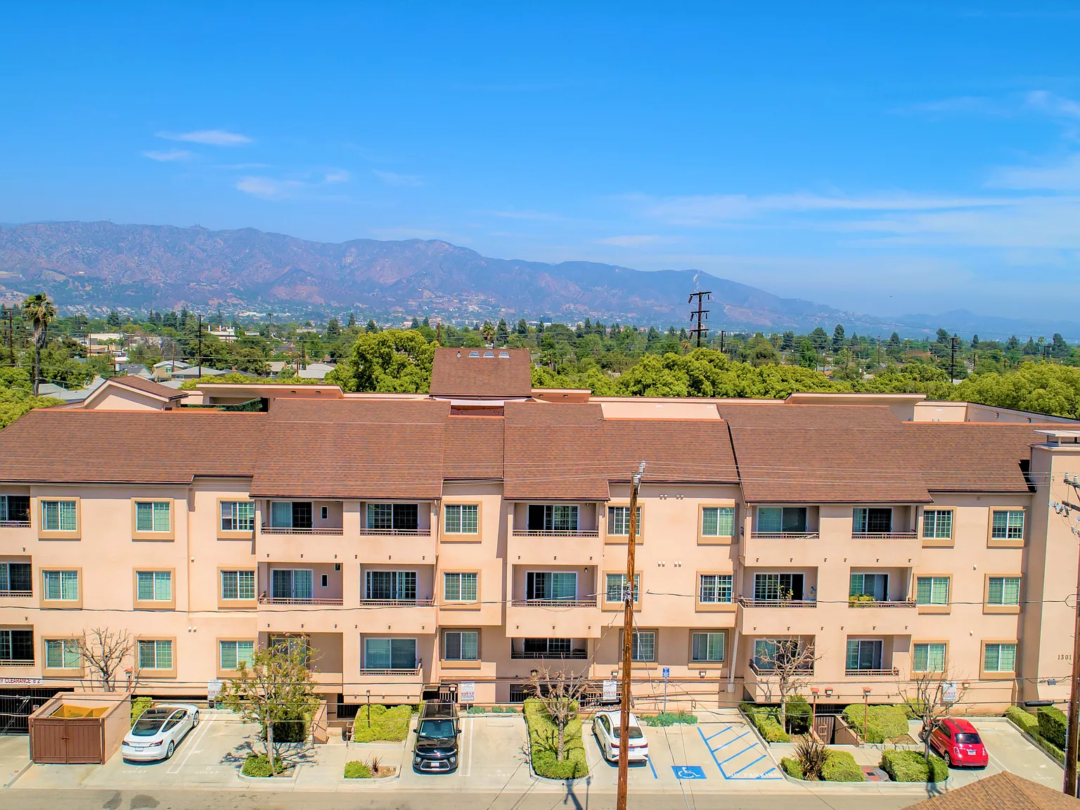 1301 N. Hollywood Way — Photo 2