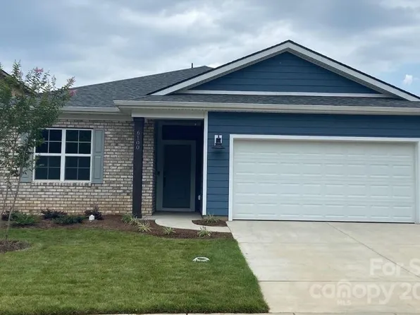 6100 Pier Dr #1148, Denver, NC 28037