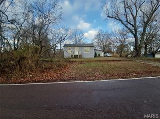 4289 Primo Rd, Festus, MO 63028