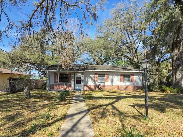 6213 Highland Ave, Leesburg, FL 34748
