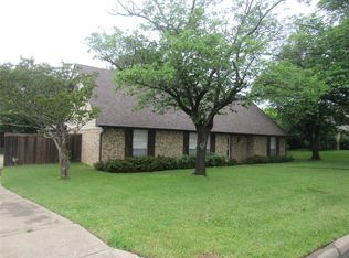 720 Blanton Dr, Sherman, TX 75092