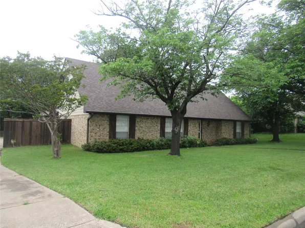 720 Blanton Dr, Sherman, TX 75092