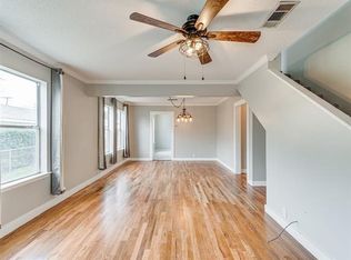 806 N Dallas St, Ennis, TX 75119