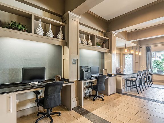 4th image of 5250 Town And Country Blvd APT 11303