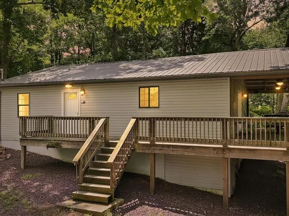 74 Circle Dr, Ironton, MO 63650