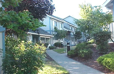 8401 Henning Dr #8401 — Photo 2