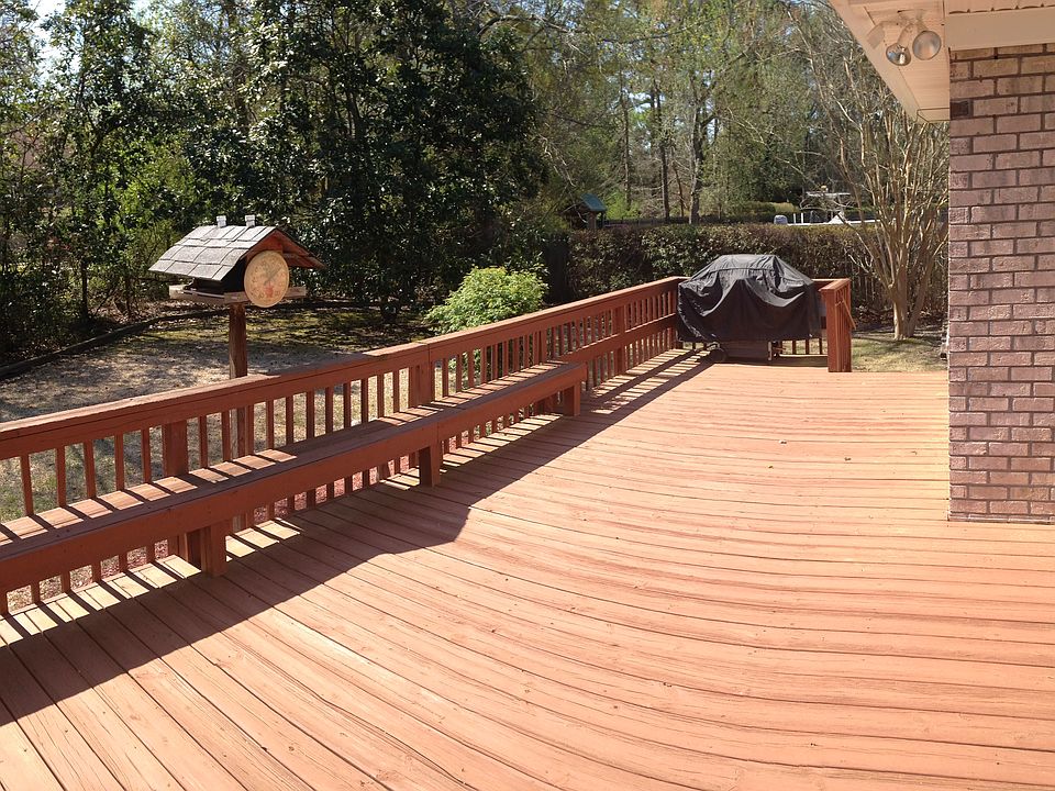 Large Back Deck 