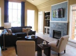 9165 W 121st Pl APT 411, Overland Park, KS 66213