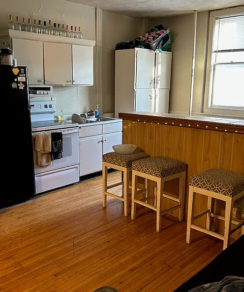 827 Cherry St — Photo 6