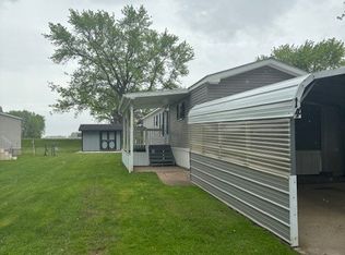 14 Carpenter Blvd, Marshallville, OH 44645