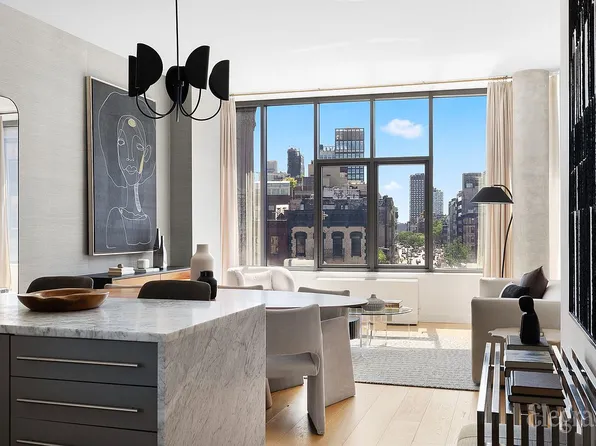 210 Lafayette St APT 5A, New York, NY 10012