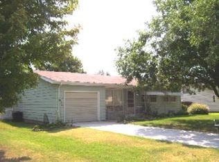 210 Belmont Rd, Pratt, KS 67124