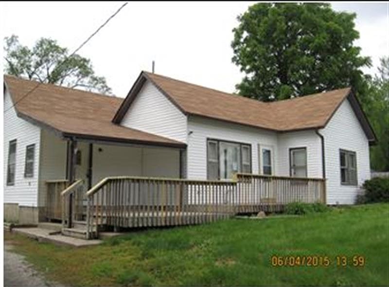 1st image of 716 Madison St