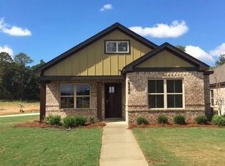 8280 Faith Ln, Montgomery, AL 36117