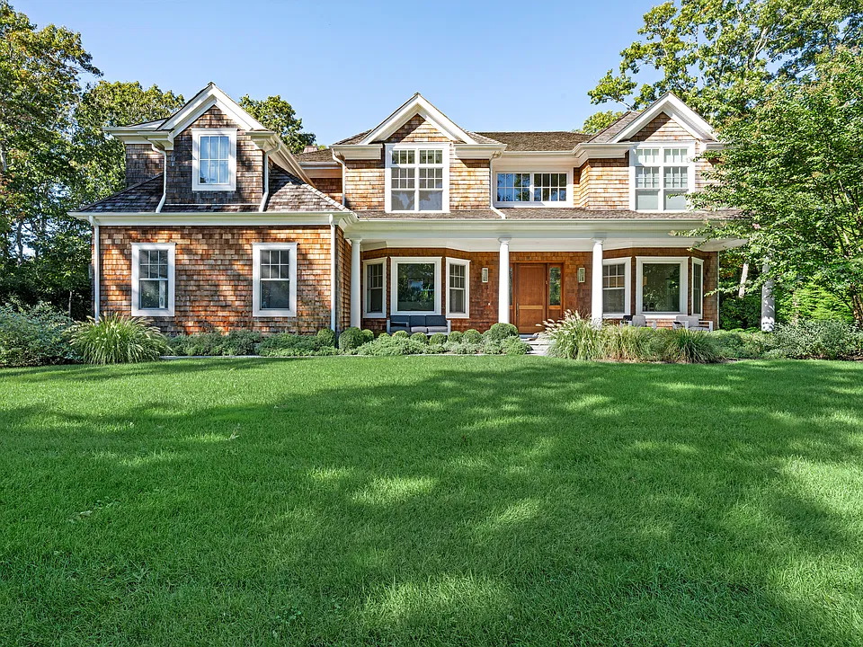 62 Birchwood Ln