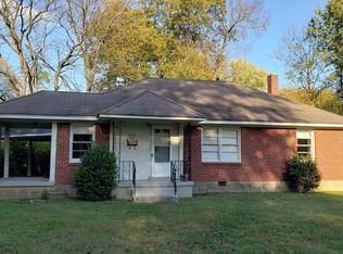 800 Moss Rd, Memphis, TN 38117