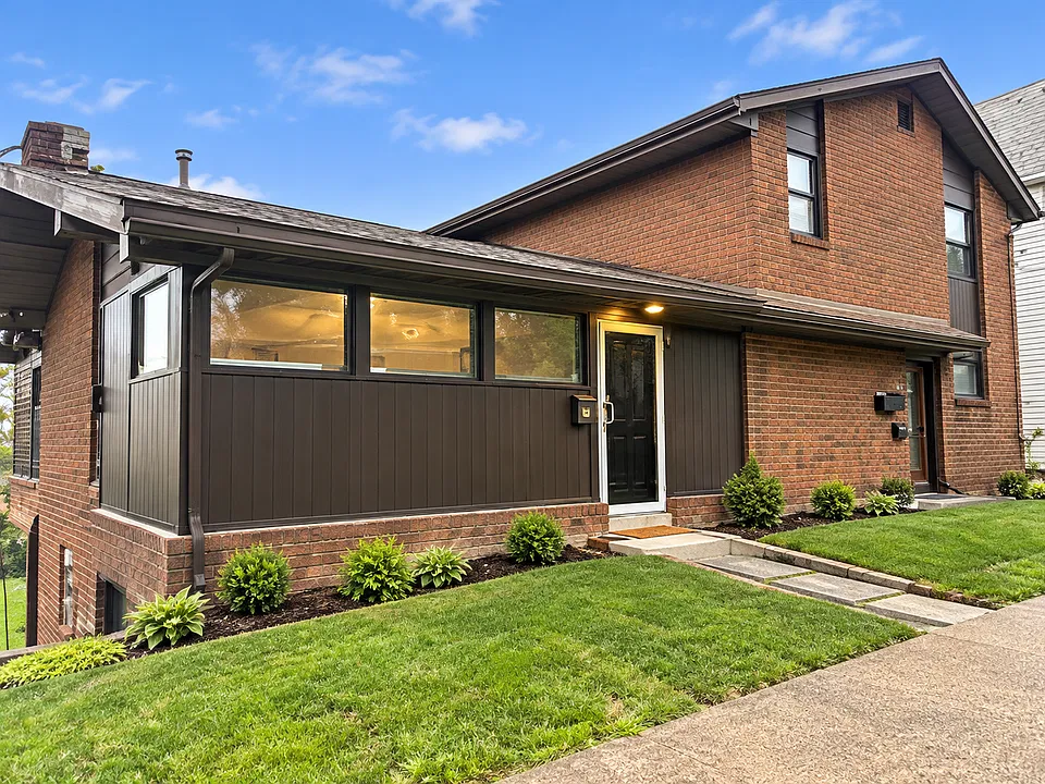 2601 Bowman Ave