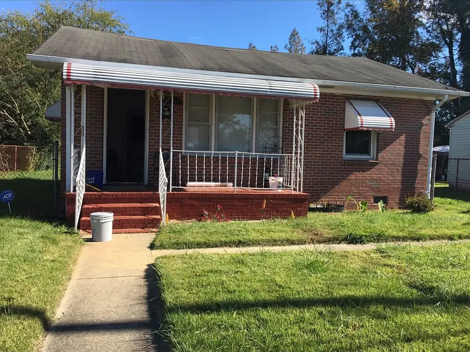 363 Carver Cir