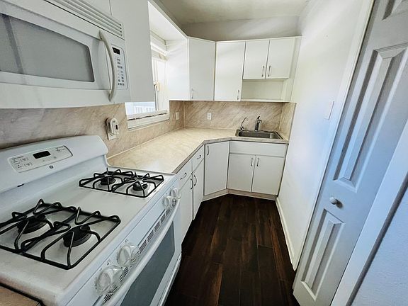 4th image of 12894 NE 8th Ave #309