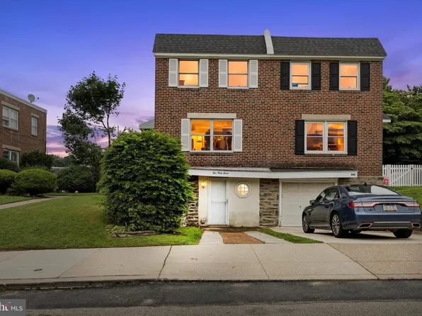 547 Overlook Rd, Philadelphia, PA 19128