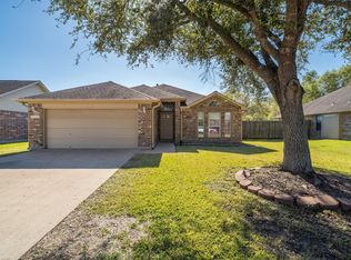 11731 Santa Fe Trl, Santa Fe, TX 77510