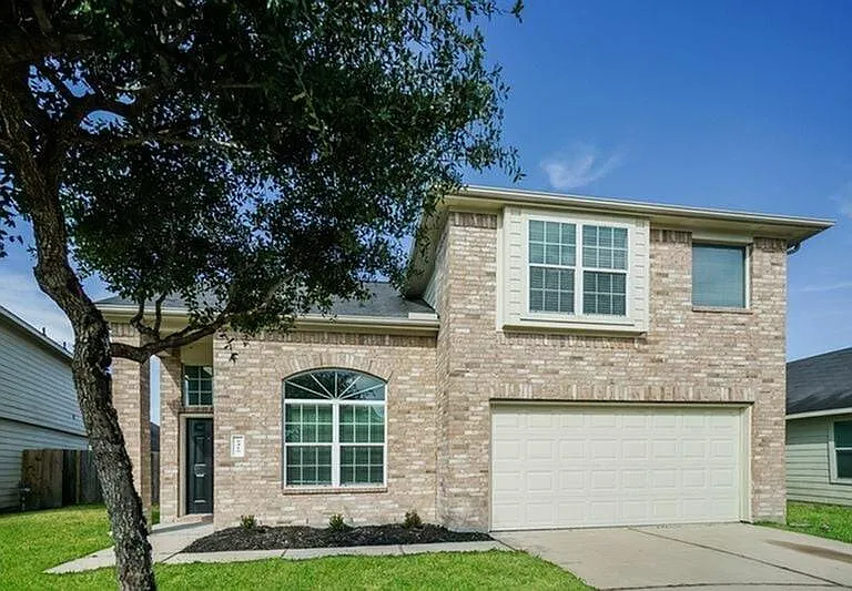2451 Gibbs Bend Ct — Photo 1