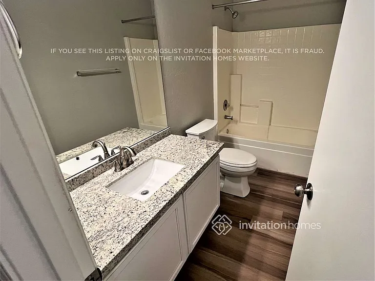 6862 W Townley Ave — Photo 6
