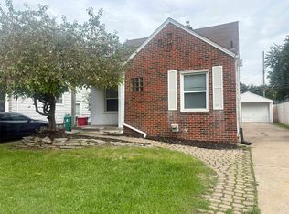 23090 Normandy Ave, Eastpointe, MI 48021