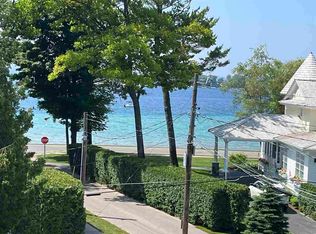 216 Artesian Way #3, Harbor Springs, MI 49740