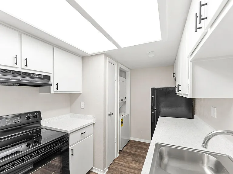 Fountainhead Apartments — Photo 5