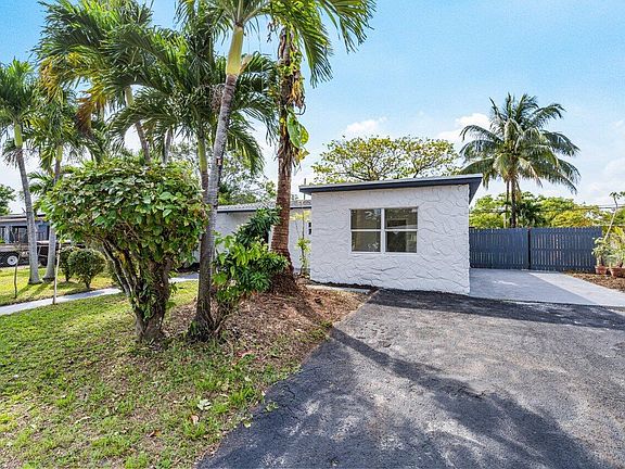 3rd image of 1630 NW 14th Street