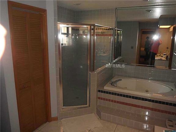 5th image of 2604 Brooker Trace Ln