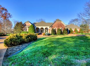 391 Riverbend Country Club Rd, Shelbyville, TN 37160