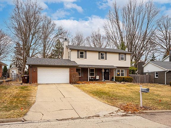 2nd image of 4966 Brigadoon Rd