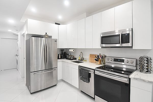1st image of 66 N 8th St #1