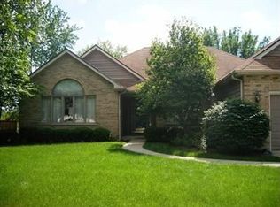 519 N Ashbury Ave, Bolingbrook, IL 60440