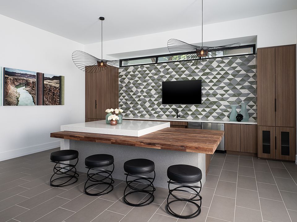 Clubhouse Kitchen