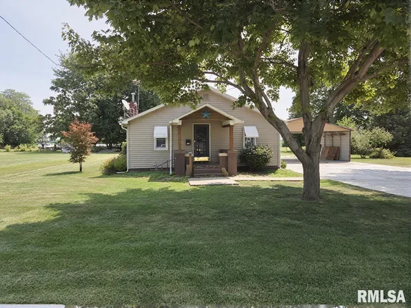 925 S 7th Ave, Canton, IL 61520