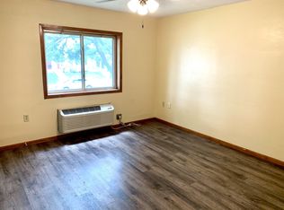 814 3rd Ave SW #10790778, Cedar Rapids, IA 52404