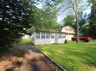 5 Mississippi Ave, Lake Hopatcong, NJ 07849