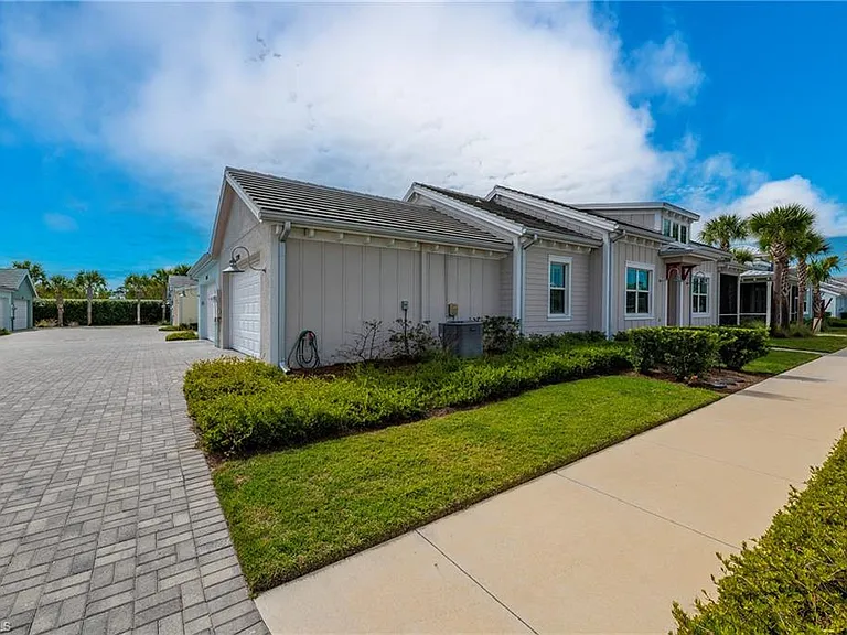 7270 Saona Ct — Photo 25