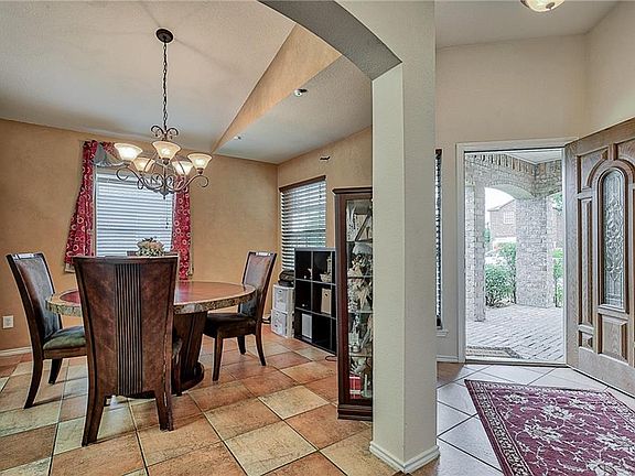 4th image of 1311 Huntsville Dr