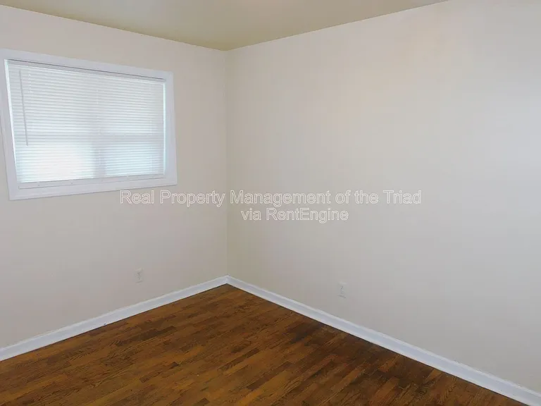 2118 Everitt St #D — Photo 8