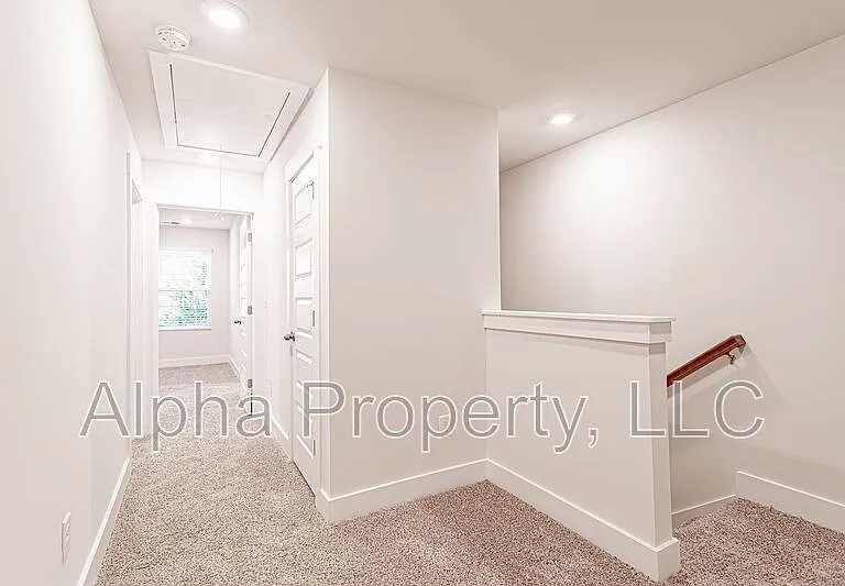 206 Round Back Way — Photo 11