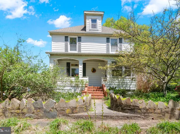 4310 Biddison Ln, Baltimore, MD 21206